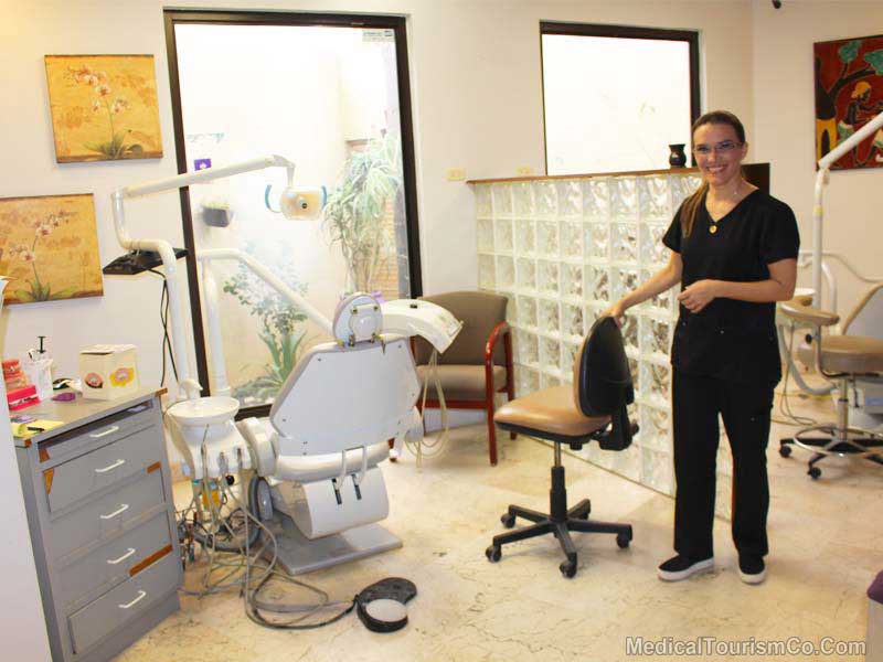 Head-Clinician-Dental-Clinic-in-Nuevo-Laredo-Mexico