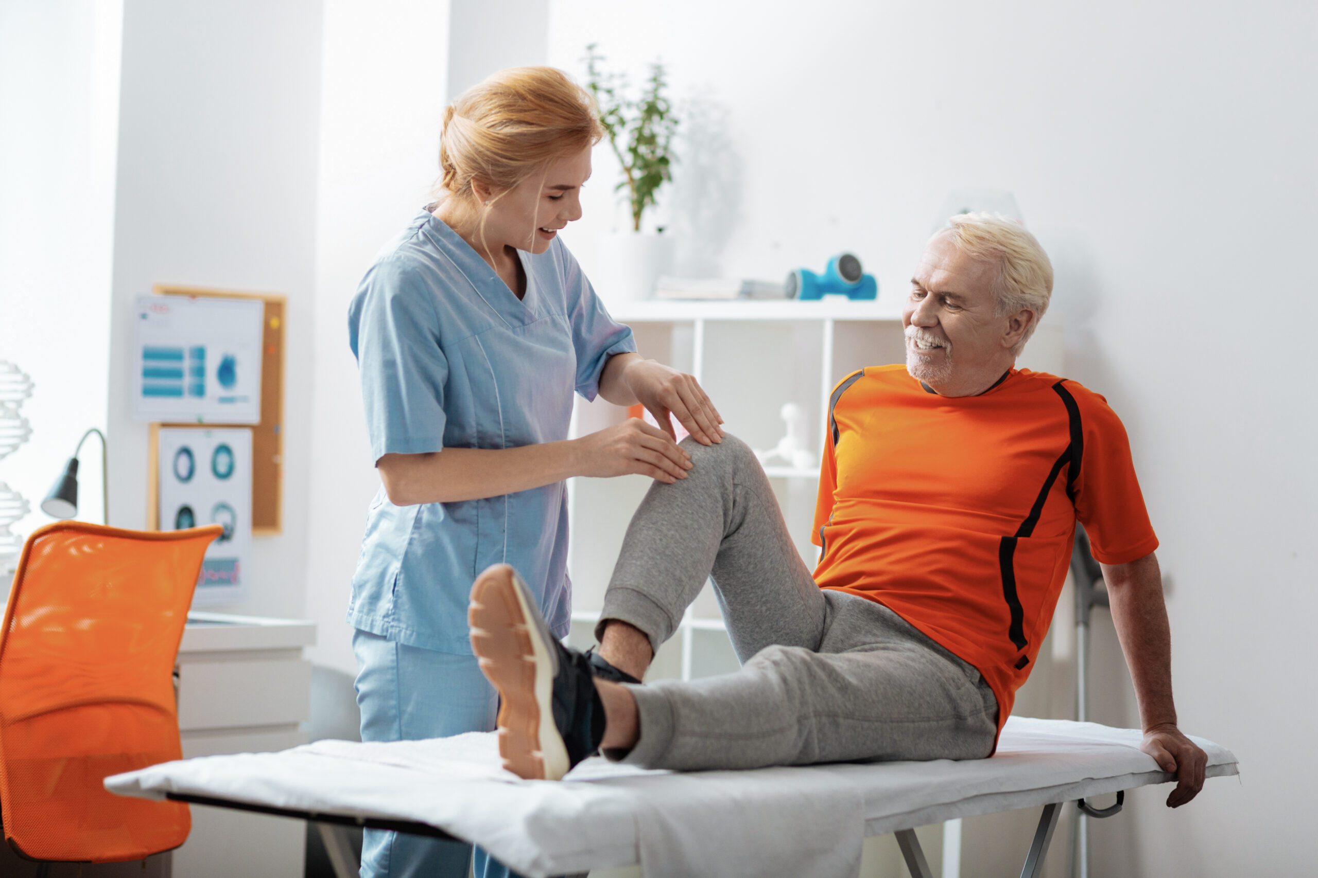 14 Alternatives to Knee Replacement Surgery