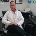 Dr.-Arturo-Castellanos