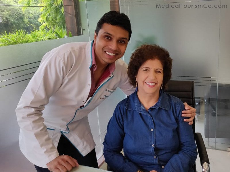 Happy patient with Dr. Shashi Bhushan