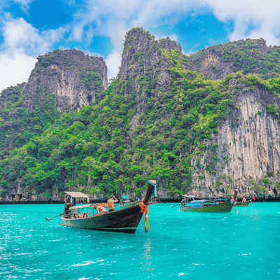 Long boat at Maya bay in Phi Phi Island