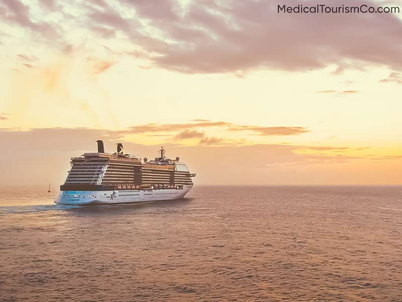Sunset Sailing Cruise | Dental Tourism in Cabo